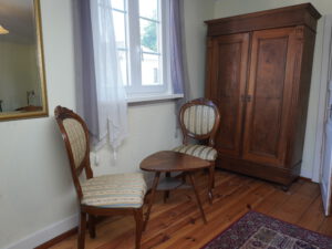 Privat reading table in Bedroom 7